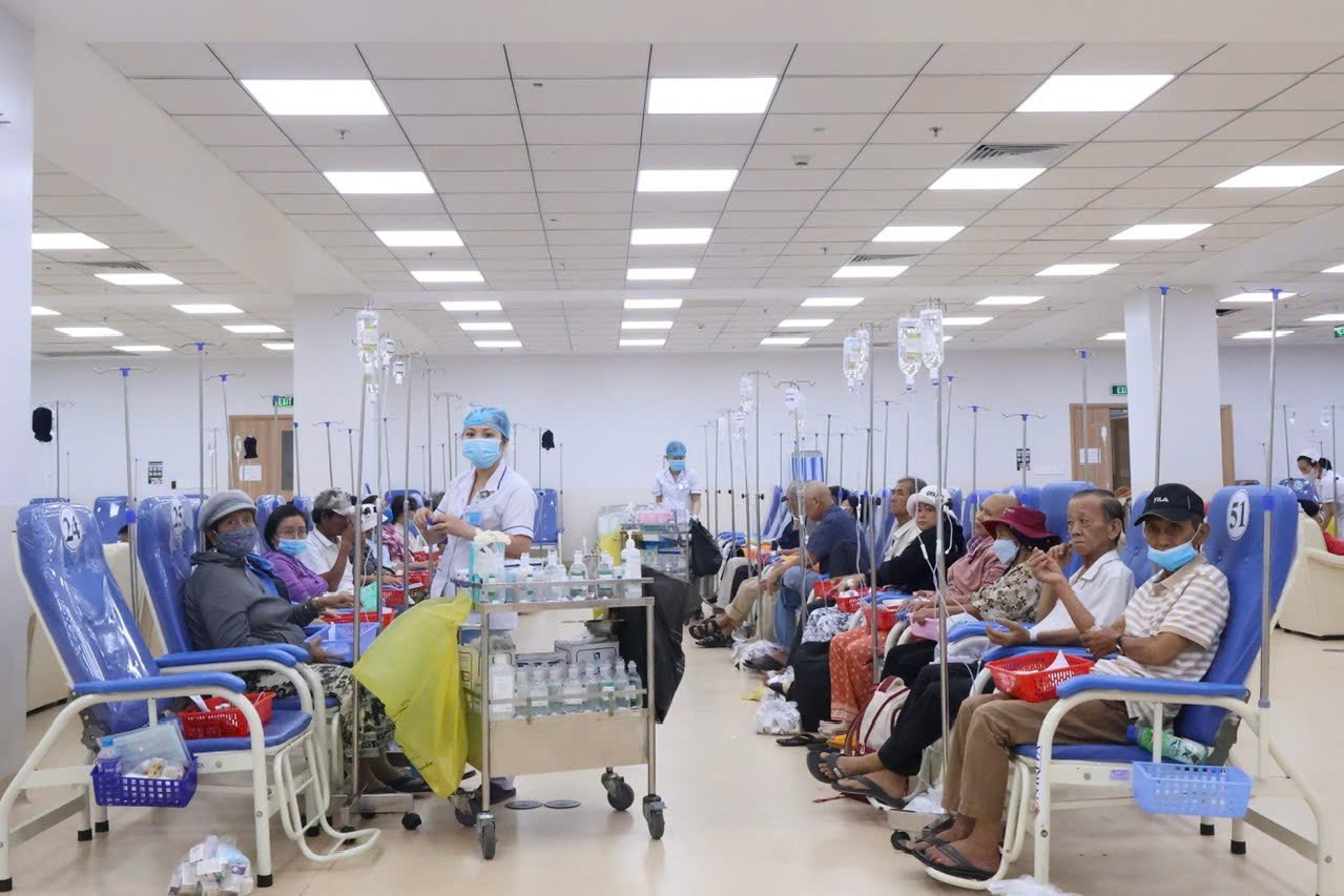 Thuốc điều trị ung thư của Nga giúp người bệnh có thêm hy vọng- Ảnh 3. Thuốc điều trị ung thư của Nga giúp người bệnh có thêm hy vọng- Ảnh 3.