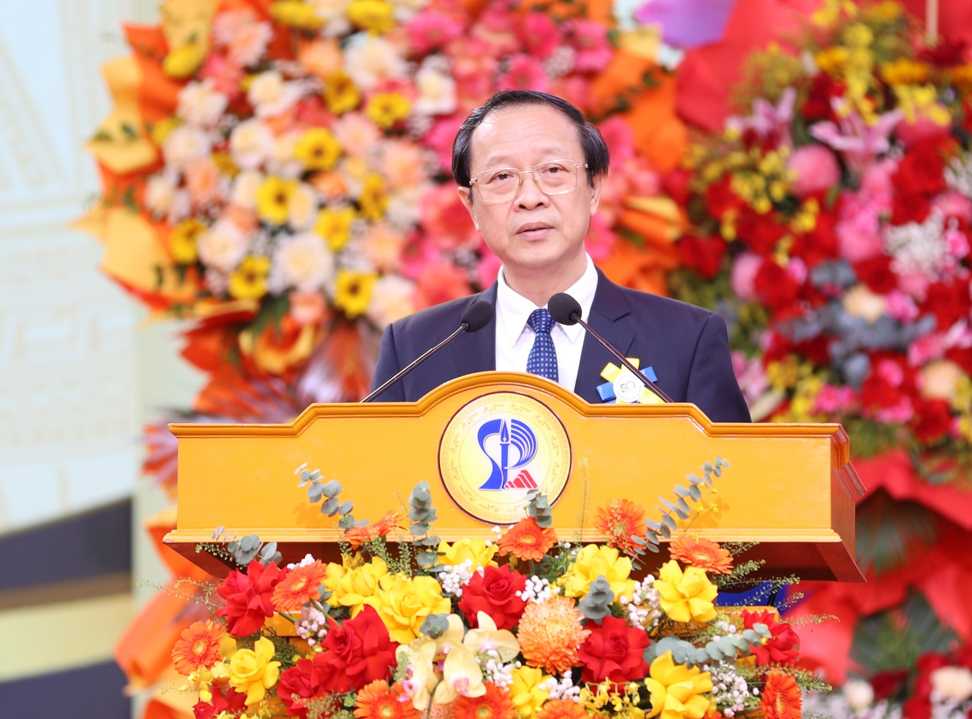 Bộ GD-ĐT giao loạt nhiệm vụ chiến lược cho Trường ĐH Sư phạm - ĐH Đà Nẵng- Ảnh 1.