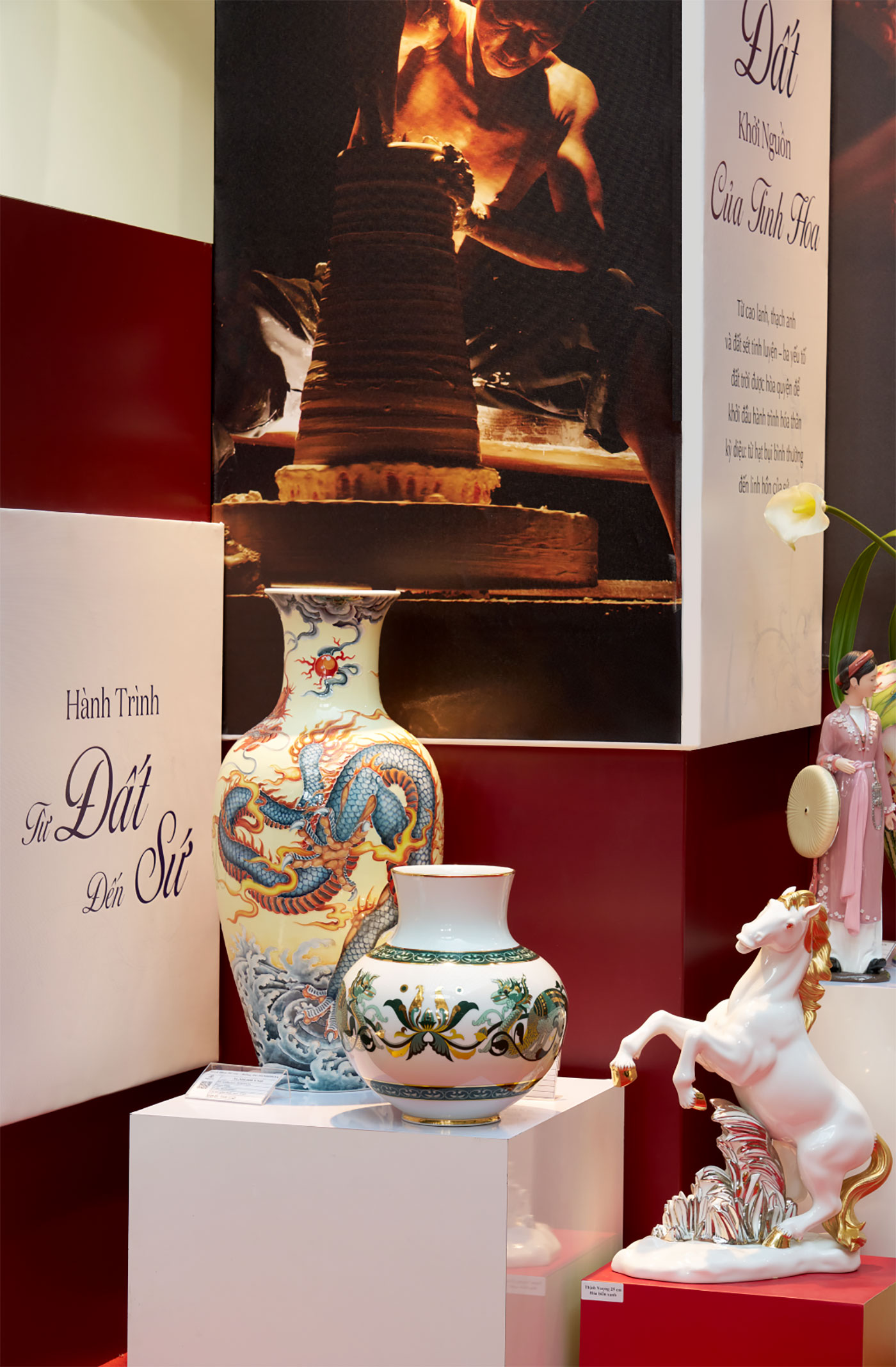 Trải nghiệm vẻ đẹp sứ Việt qua triển lãm ‘Chạm Sắc Tinh Hoa’ của Minh Long - Ảnh 2.