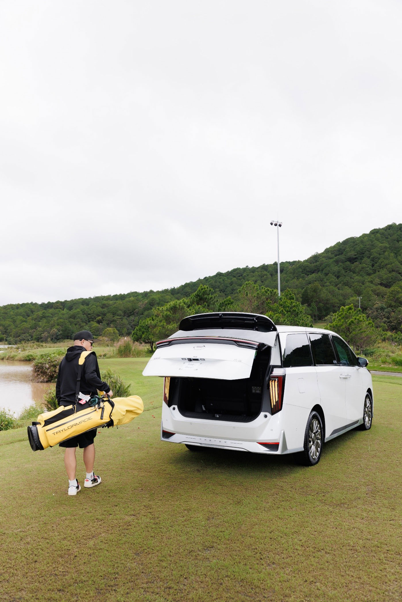 Nhạc sĩ Huy Tuấn: GAC M8 là bản Sonata hành trình cảm xúc - Ảnh 4.