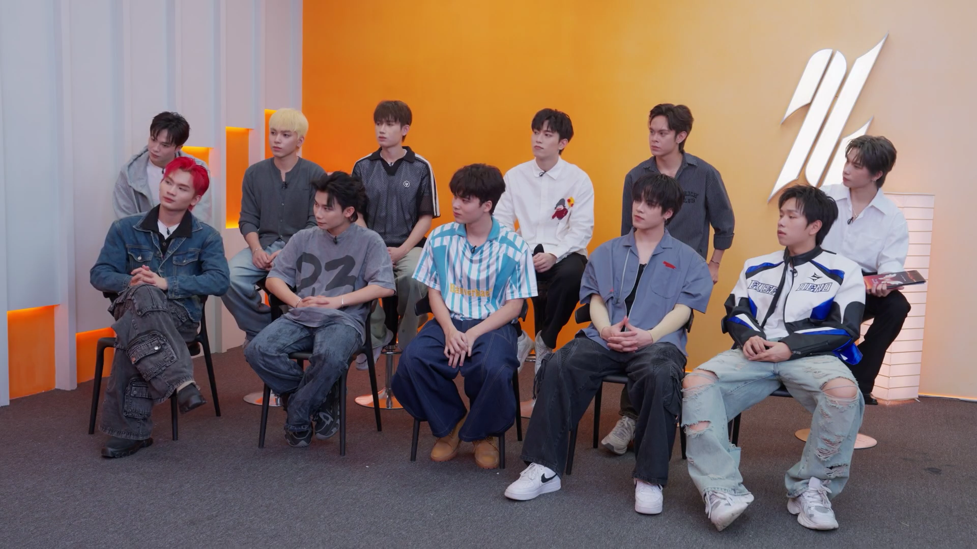 Dàn 'Tân binh toàn năng' khiến nhóm nhạc Đài Loan 'nổi da gà'
- Ảnh 2. Dàn 'Tân binh toàn năng' khiến nhóm nhạc Đài Loan 'nổi da gà'
- Ảnh 2.