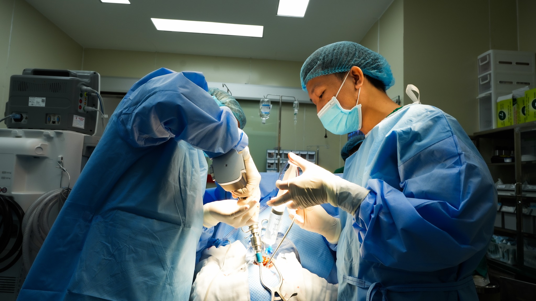 Cứu thành công bệnh nhân người Campuchia xuất huyết não vì bệnh Moyamoya hiếm gặp- Ảnh 1. Cứu thành công bệnh nhân người Campuchia xuất huyết não vì bệnh Moyamoya hiếm gặp- Ảnh 1.