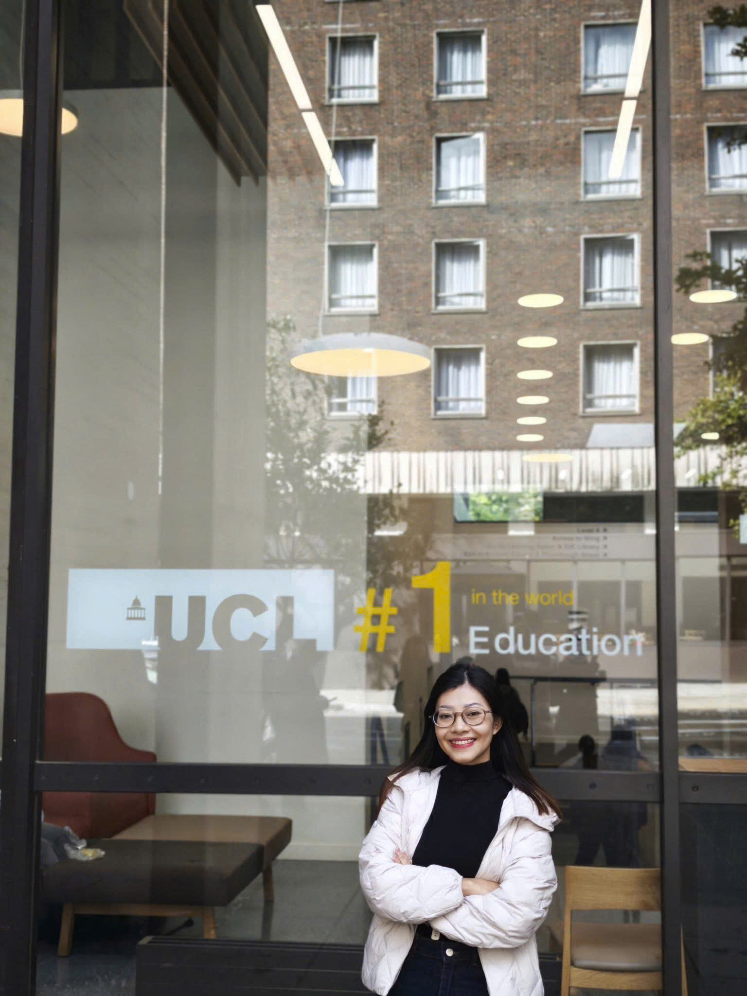 Des enseignants vietnamiens brillent à l'UCL, contribuant au développement de l'éducation vietnamienne - Photo 2. Thầy cô giáo Việt Nam tỏa sáng tại UCL góp phần phát triển giáo dục Việt Nam - Ảnh 2.
