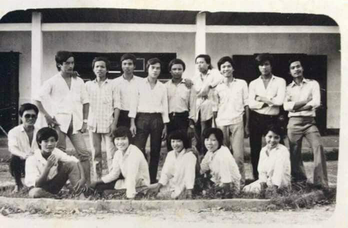 Undervisnings- och utbildningsdagar i gränsområden på Ea Sup High School - Foto 1. Những tháng ngày dạy học và giáo dục vùng biên tại trường THPT Ea Súp - Ảnh 1.