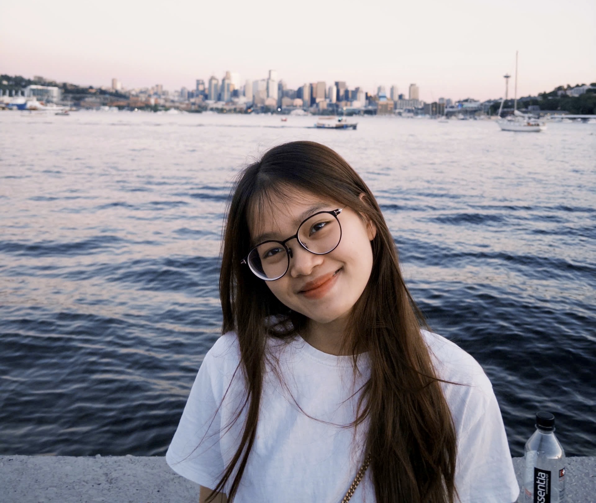 Những bạn trẻ chinh phục nhiều ngoại ngữ- Ảnh 1. Những bạn trẻ chinh phục nhiều ngoại ngữ- Ảnh 1.