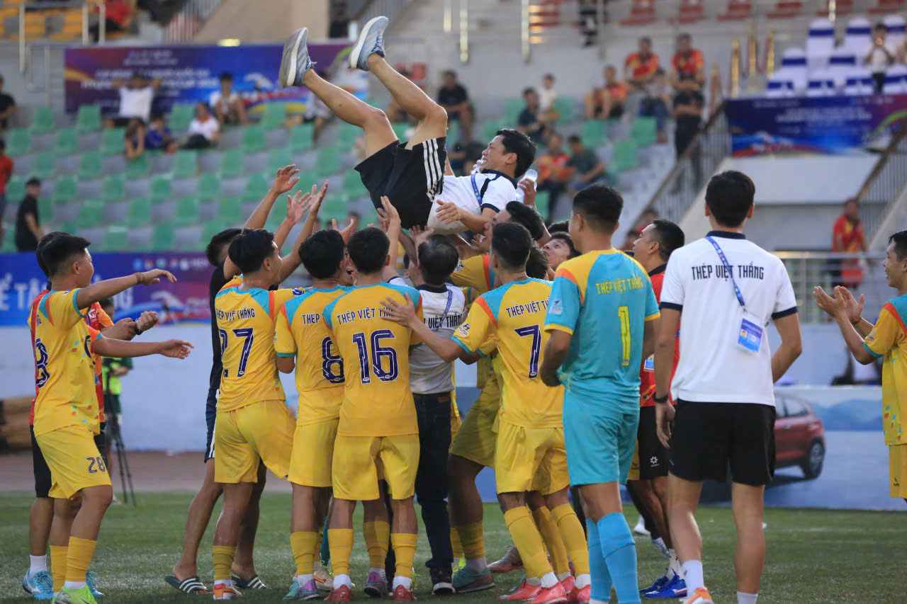 Raja baru muncul di VSC-S5- Foto 3. Nhà vua mới xuất hiện tại VSC-S5- Ảnh 3.