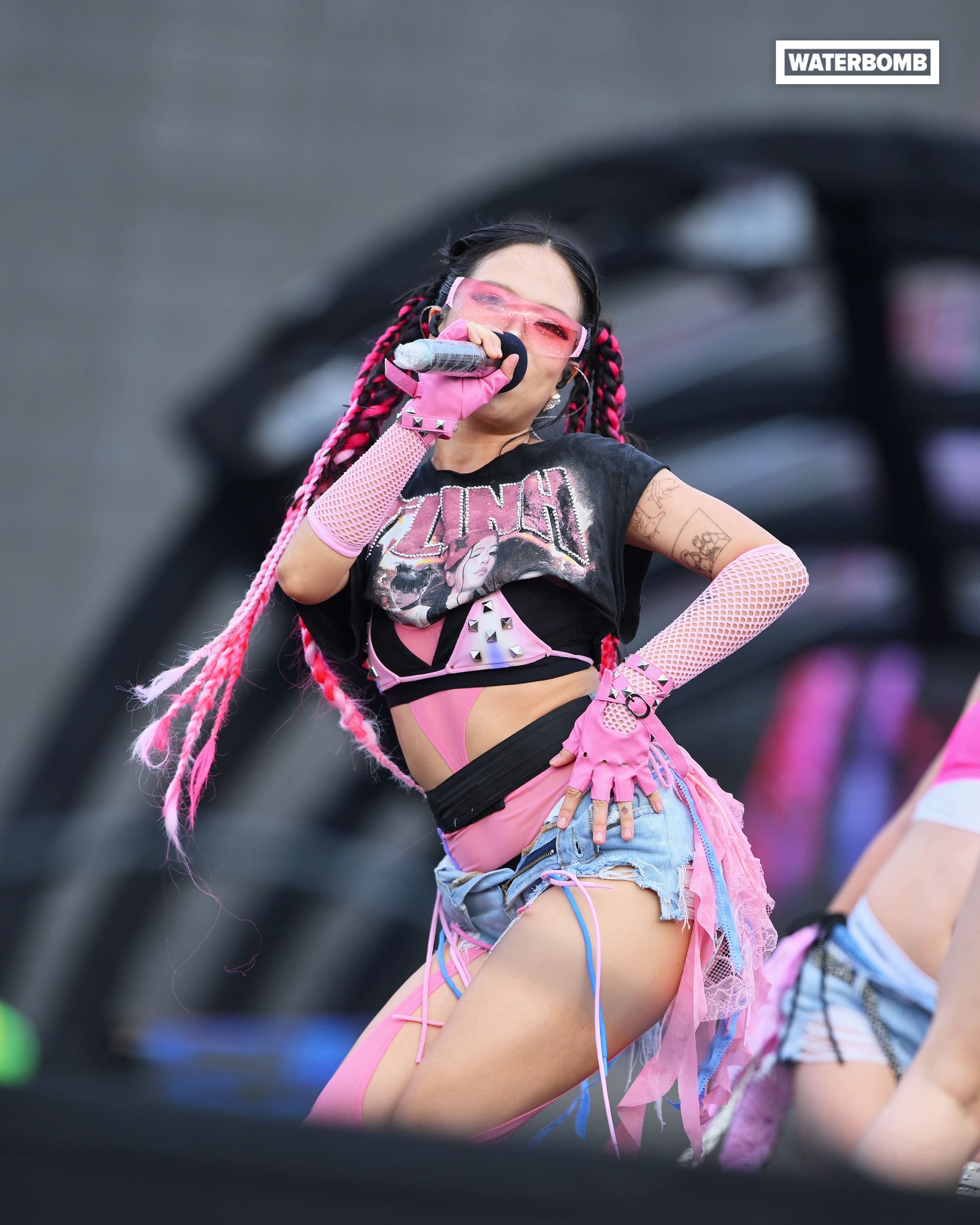 - Ảnh 4. - Ảnh 4.