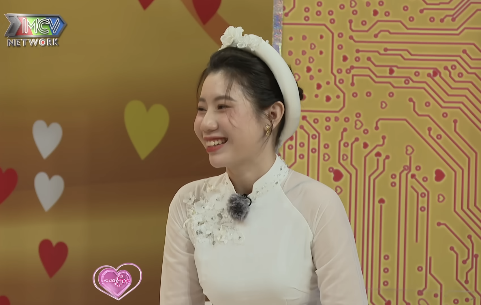 Nhạc sĩ khiếm thị Hà Chương tiết lộ chuyện tình đặc biệt với vợ kém 18 tuổi - Ảnh 3.