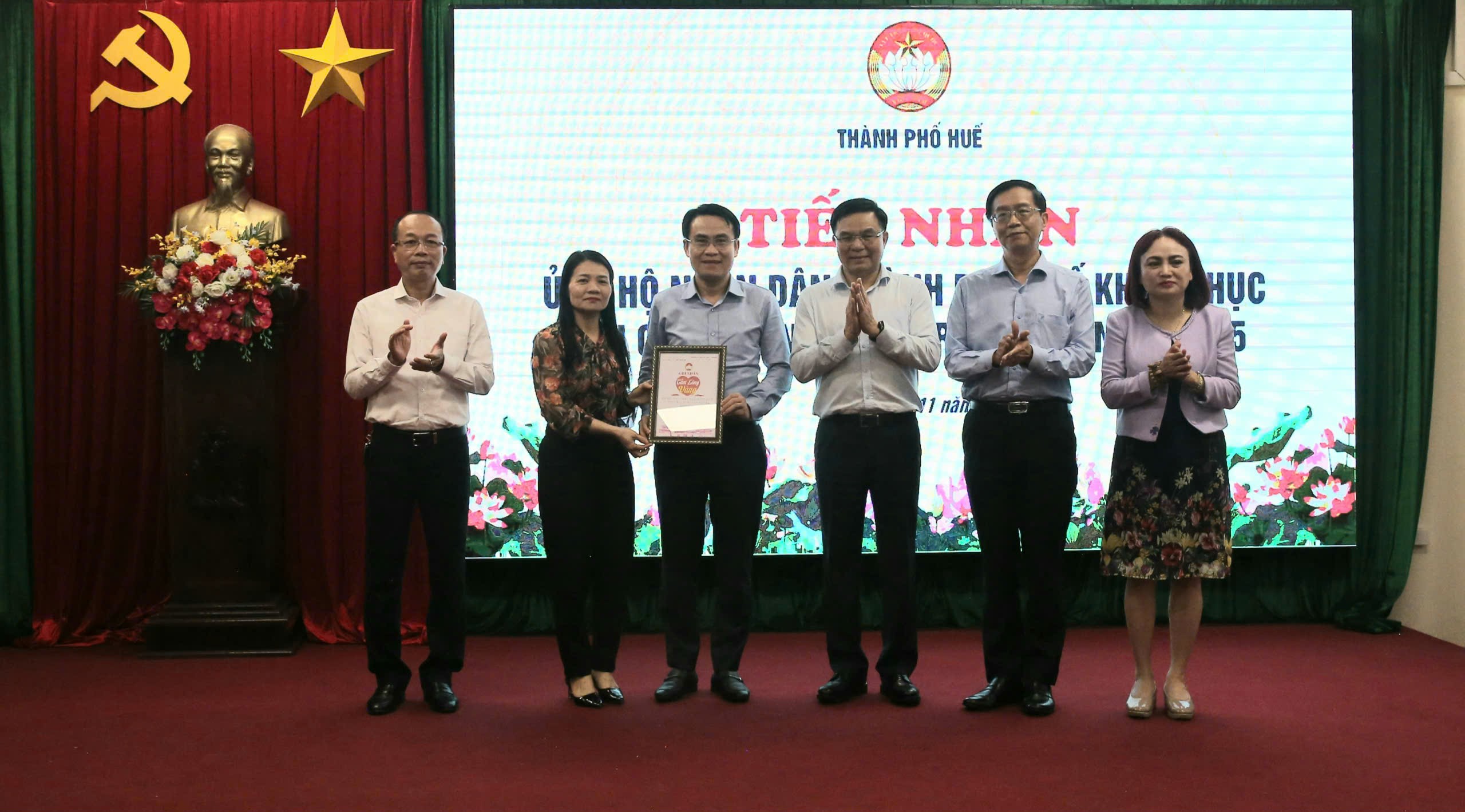 Petrovietnam đồng hành cùng Quảng Trị, TP.Huế khắc phục hậu quả thiên tai - Ảnh 2.