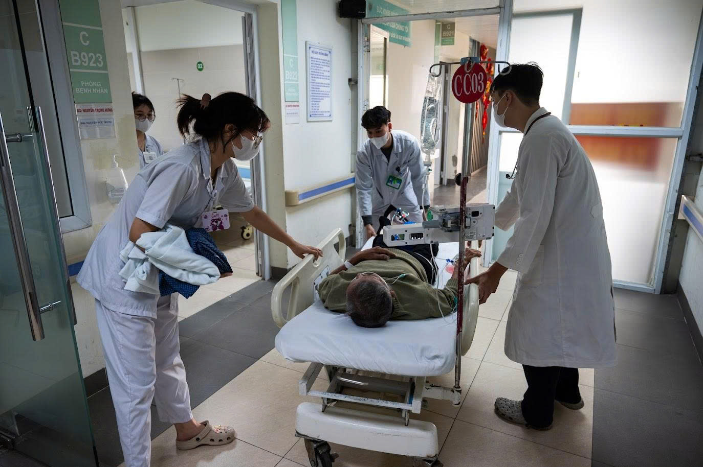 Cúm A tăng nhanh tại Hà Nội- Ảnh 2. Cúm A tăng nhanh tại Hà Nội- Ảnh 2.