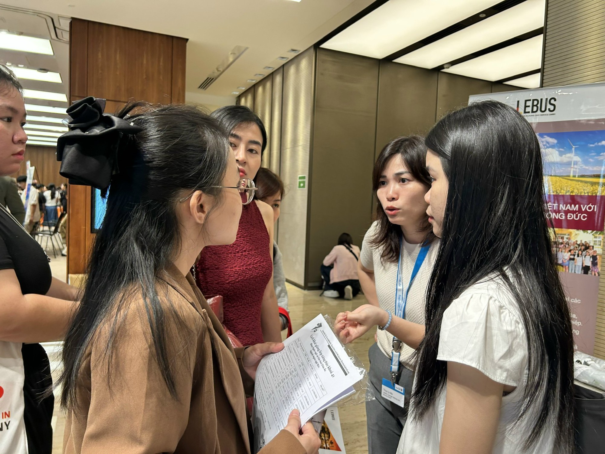 Giáo sư Nguyễn Xuân Mừng và câu chuyện chảy máu chất xám ở giới trẻ Việt Nam - Ảnh 1. Giáo sư Nguyễn Xuân Mừng và câu chuyện chảy máu chất xám ở giới trẻ Việt Nam - Ảnh 1.