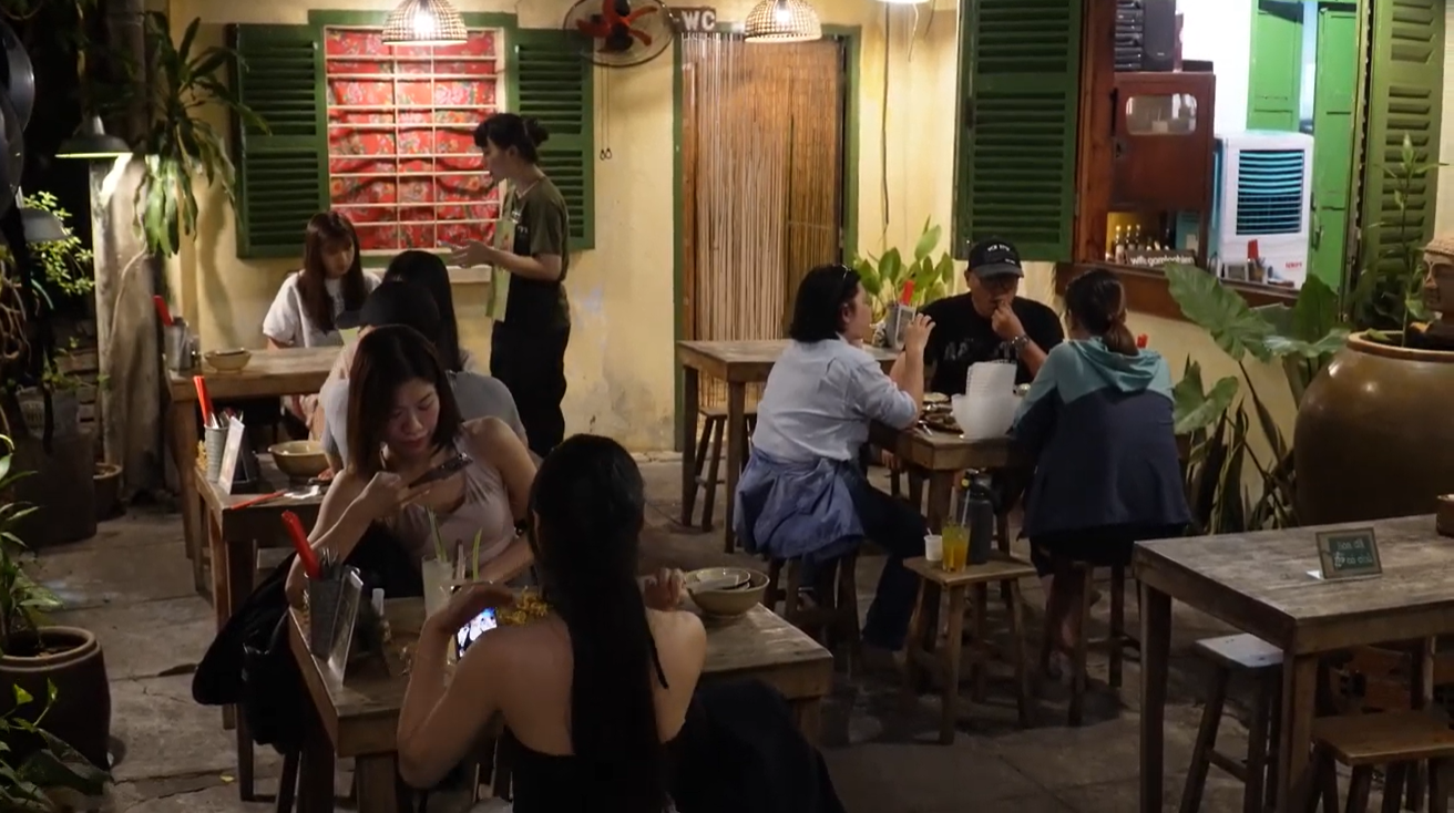 Đ&aacute;nh gi&aacute; sao tr&ecirc;n Google: &lsquo;Một sao buồn nhưng gi&uacute;p nh&igrave;n lại m&igrave;nh&rsquo;- Ảnh 1.