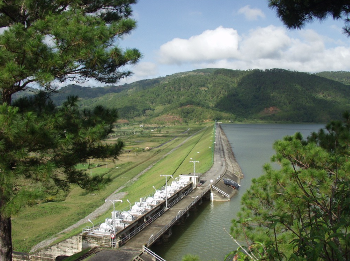 Thủy điện Đa Nhim xả tràn ở hồ Đơn Dương, cảnh báo hạ lưu bị ngập - Ảnh 1. Thủy điện Đa Nhim xả tràn ở hồ Đơn Dương, cảnh báo hạ lưu bị ngập - Ảnh 1.