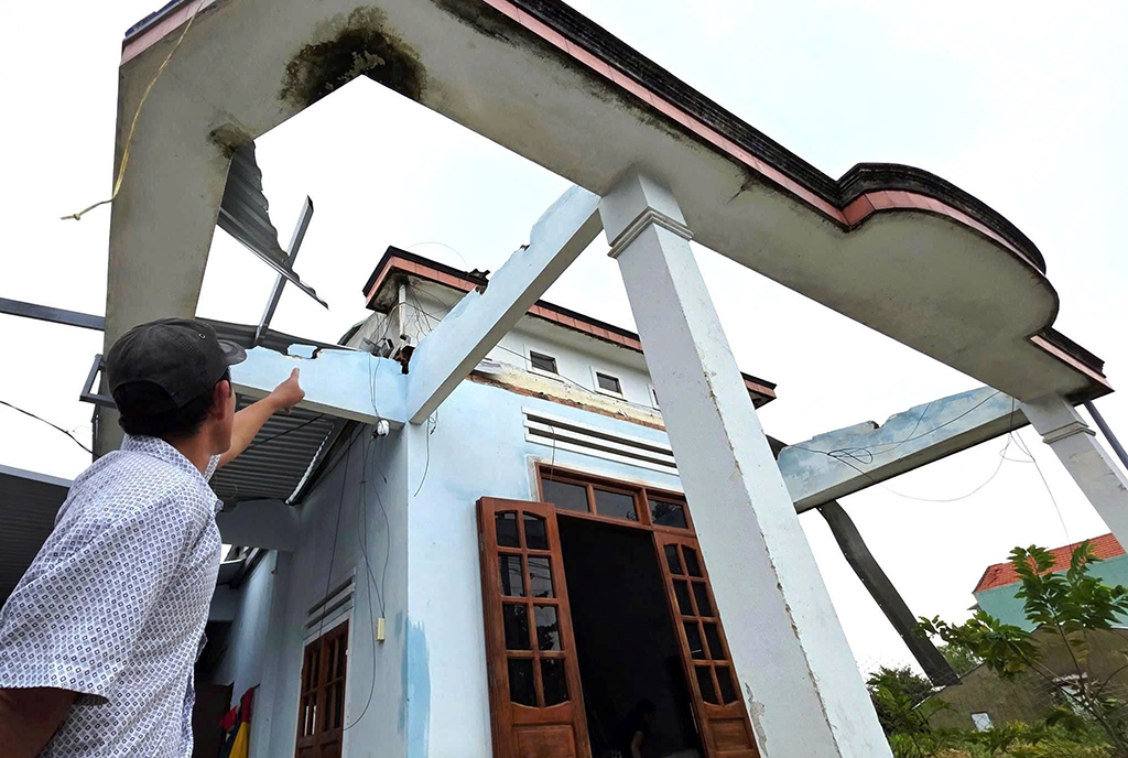 Dốc toàn lực khắc phục sạt lở đèo Khánh Lê - Ảnh 8.