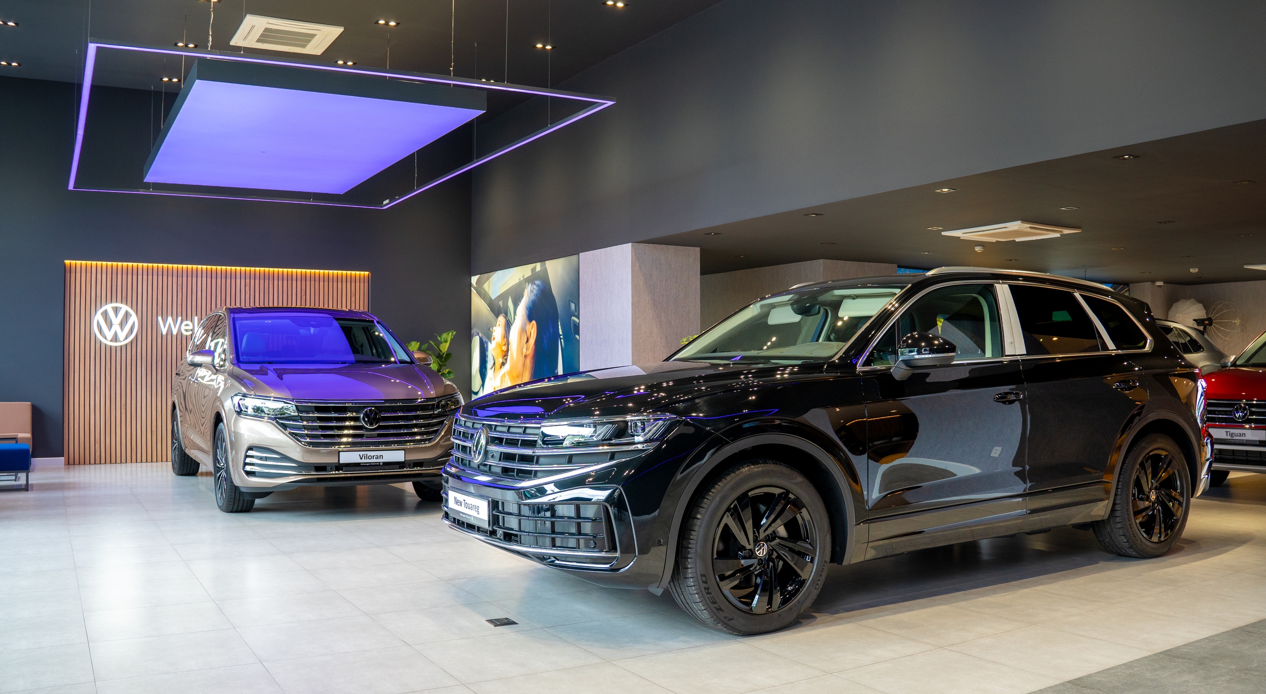 Volkswagen Urban Store Khánh Hội - Showroom Tiêu Chuẩn Toàn Cầu Mới Nhất Tại TP. Hồ Chí Minh 3 9 showroom theo mo hinh urban store tieu chuan toan cau 1763363226485252749830