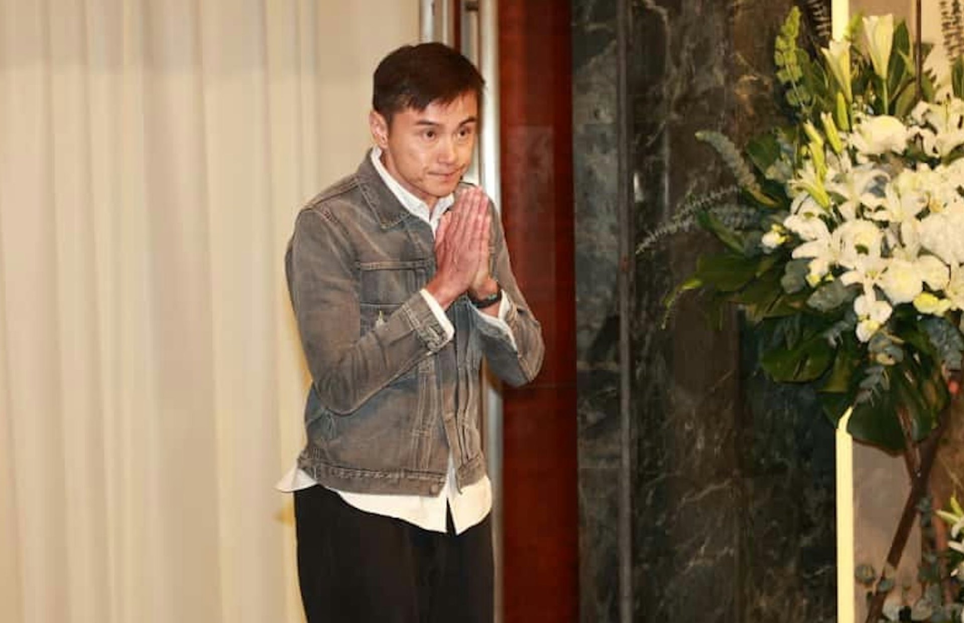 Miêu Kiều Vỹ, Xa Thi Mạn, Huỳnh Tông Trạch… viếng 'trùm vai phụ' Hứa Thiệu Hùng- Ảnh 8. Miêu Kiều Vỹ, Xa Thi Mạn, Huỳnh Tông Trạch… viếng 'trùm vai phụ' Hứa Thiệu Hùng- Ảnh 8.