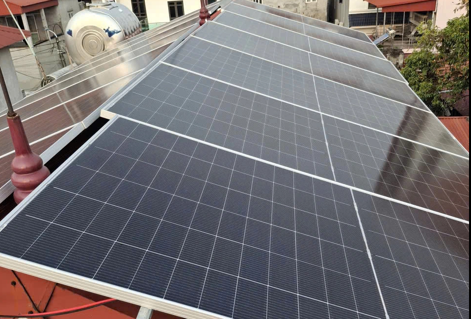 6 vi phạm lắp điện mặt trời mái nhà có thể bị phạt đến 20 triệu đồng- Ảnh 1. 6 vi phạm lắp điện mặt trời mái nhà có thể bị phạt đến 20 triệu đồng- Ảnh 1.