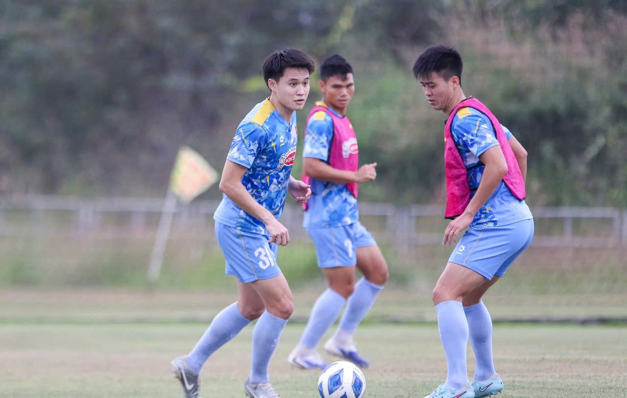 Ông Kim mở đường cho 'dòng máu trẻ'- Ảnh 1. Ông Kim mở đường cho 'dòng máu trẻ'- Ảnh 1.