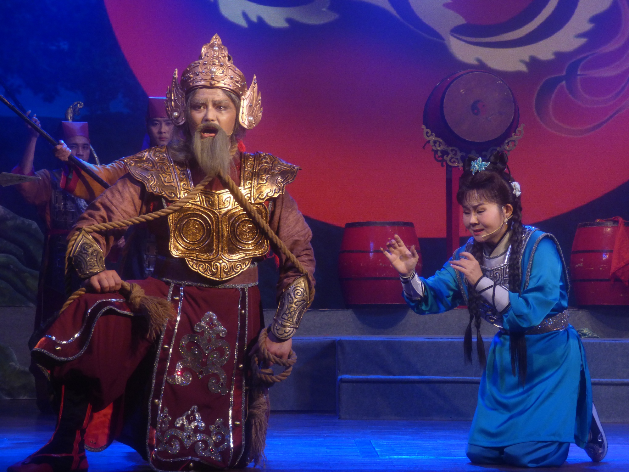 Sân khấu TP.HCM nở rộ vở diễn lịch sử- Ảnh 1. Sân khấu TP.HCM nở rộ vở diễn lịch sử- Ảnh 1.