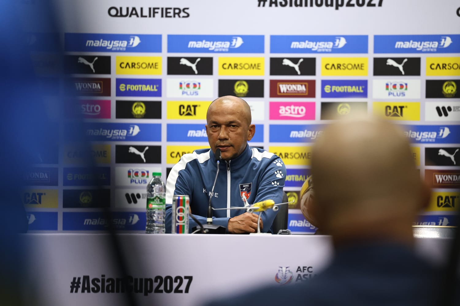 HLV Malaysia chỉ bí quyết giúp học trò ‘ngó lơ’ án phạt của FIFA, cựu HLV Nepal từ chức- Ảnh 2.