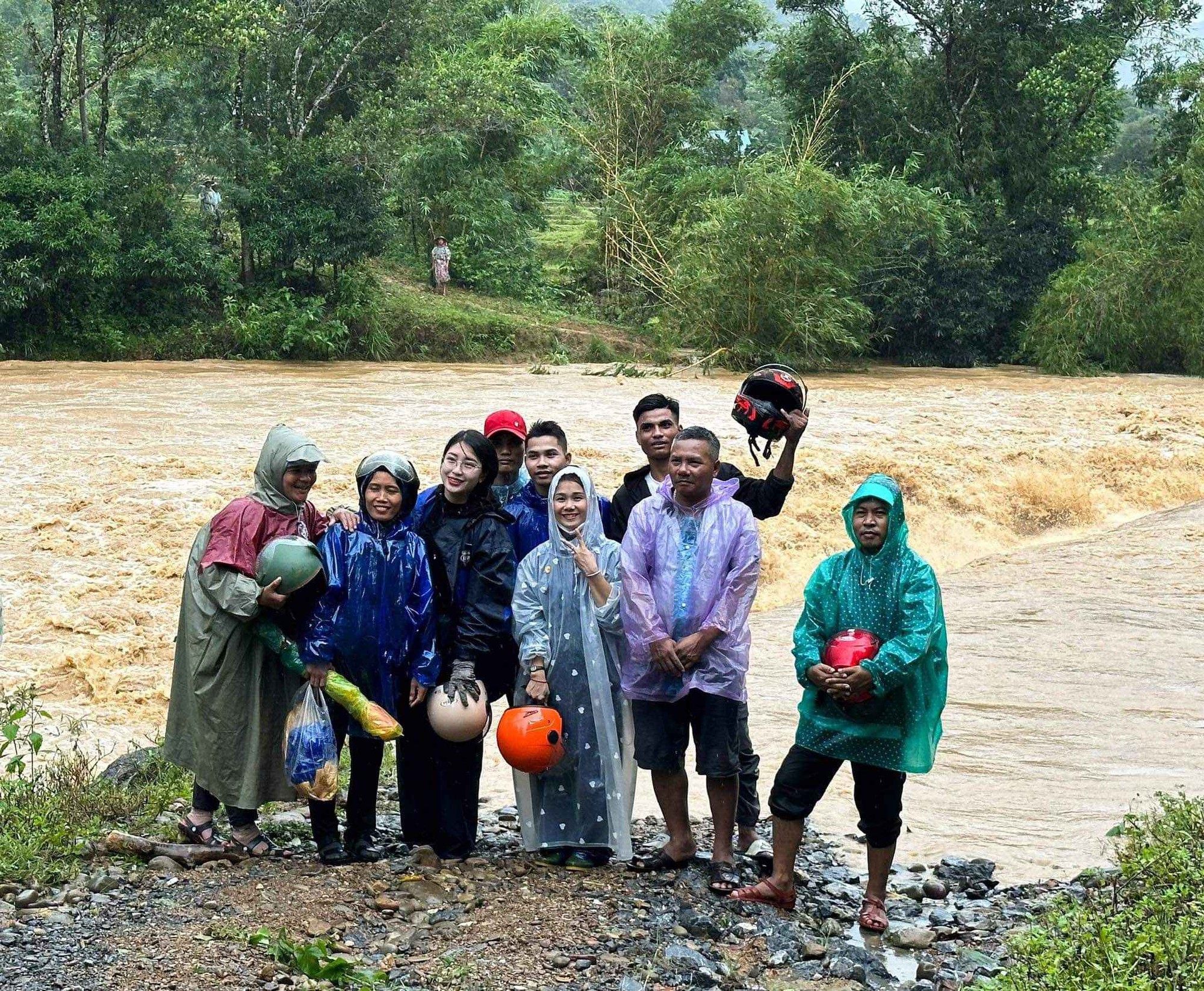 Nên hay không nên có hệ số lương đặc thù với nhà giáo? - Ảnh 1.