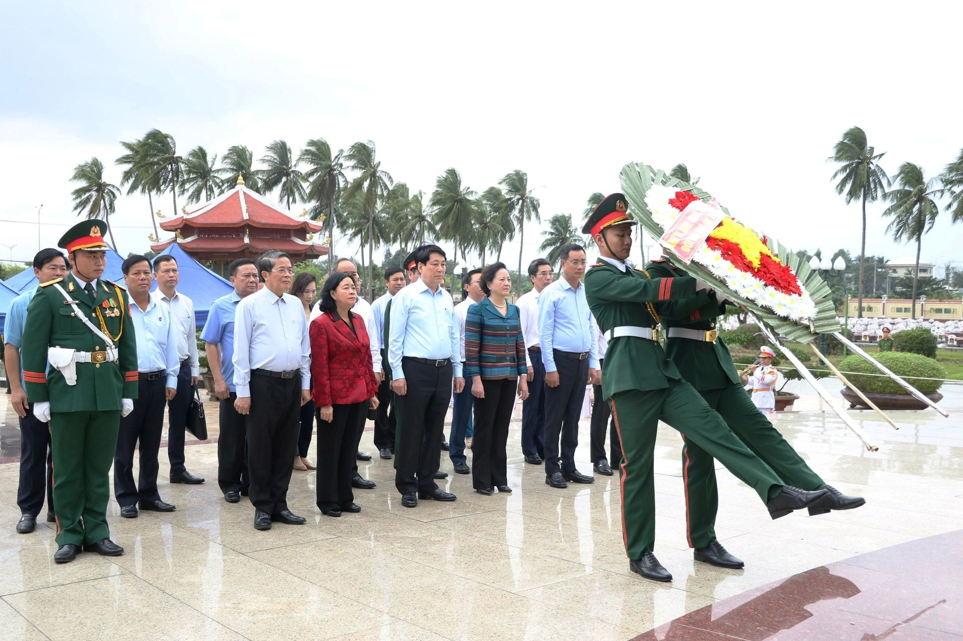 Chủ tịch nước: 'Cần suy nghĩ làm sao thích ứng với biến đổi của khí hậu' - Ảnh 3.