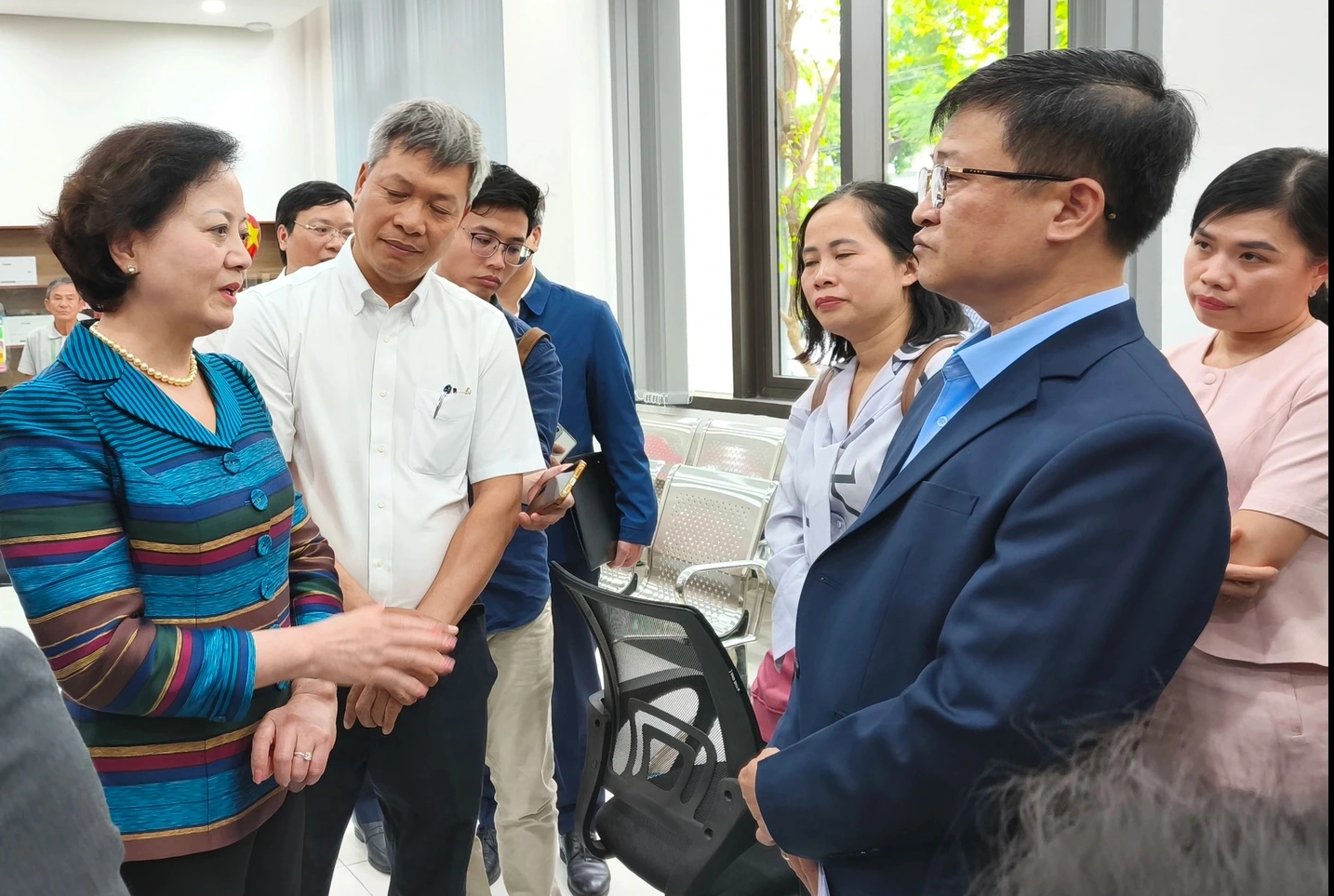 Phó thủ tướng Phạm Thị Thanh Trà: Rà soát, đưa cấp phó thành phố về cấp phường - Ảnh 4.