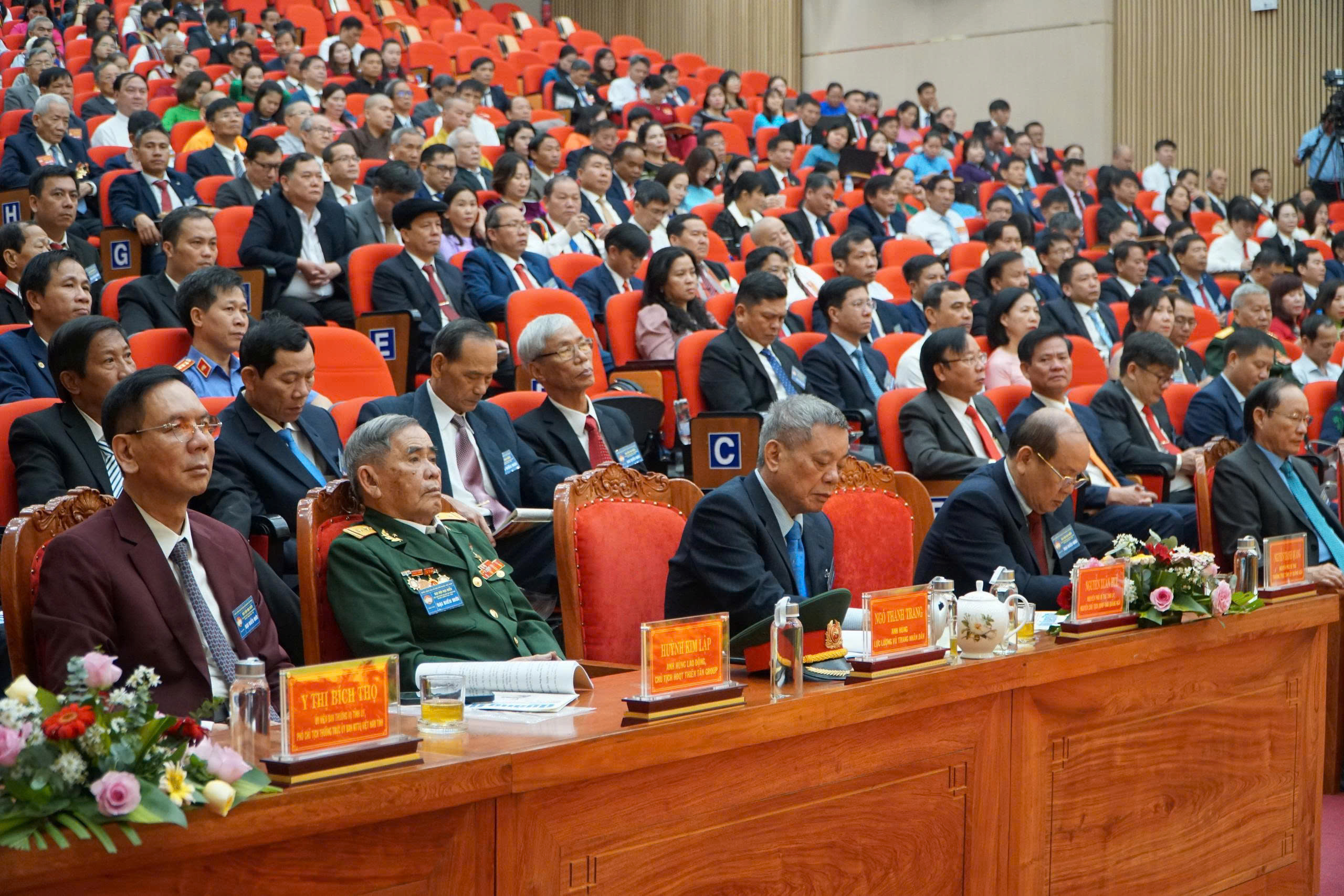 Ông U Huấn giữ chức Chủ tịch Ủy ban MTTQ Việt Nam tỉnh Quảng Ngãi- Ảnh 1. Ông U Huấn giữ chức Chủ tịch Ủy ban MTTQ Việt Nam tỉnh Quảng Ngãi- Ảnh 1.