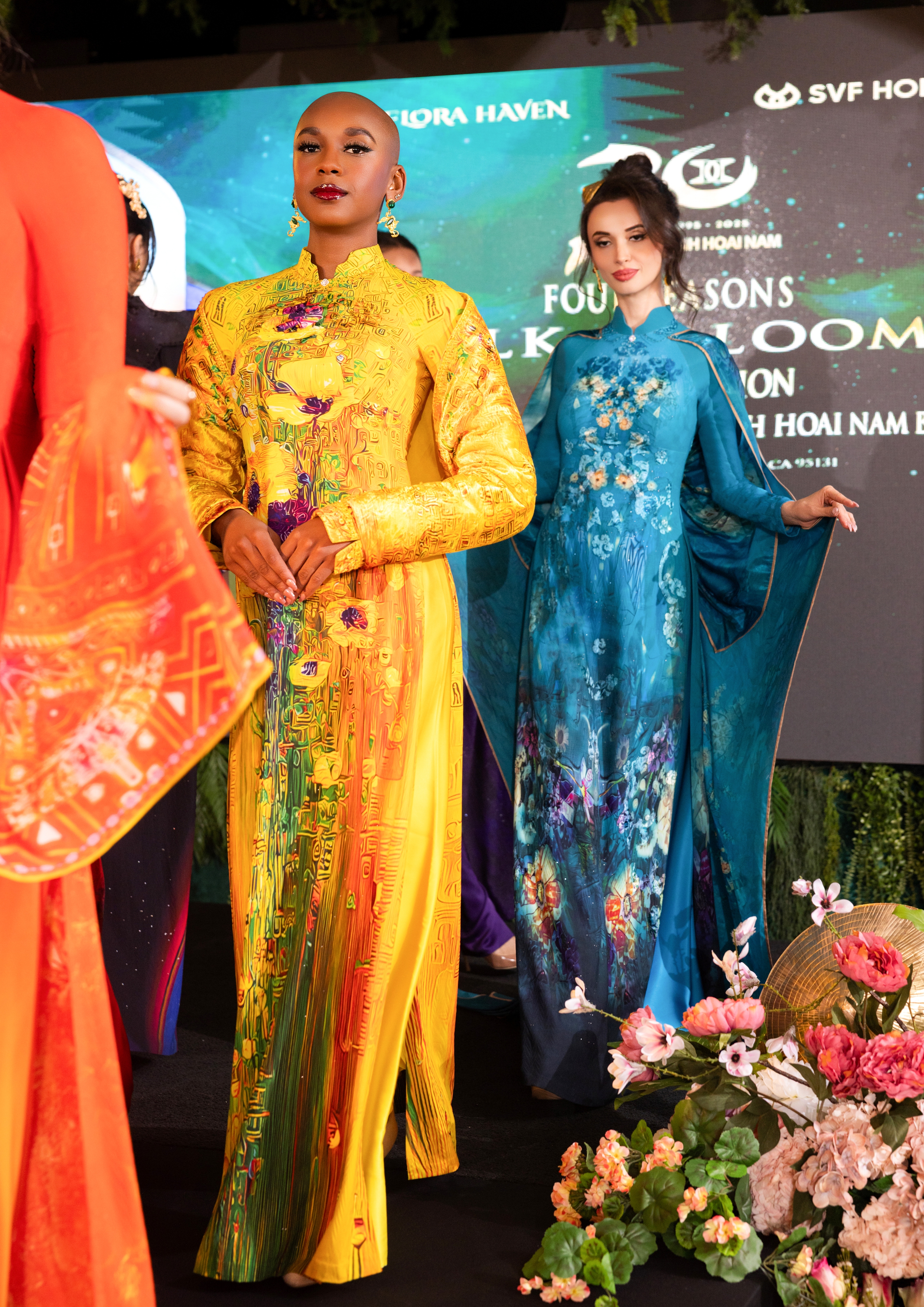 Khẳng định vẻ đẹp Việt trên sân khấu quốc tế qua chiếc áo dài- Ảnh 6. Khẳng định vẻ đẹp Việt trên sân khấu quốc tế qua chiếc áo dài- Ảnh 6.