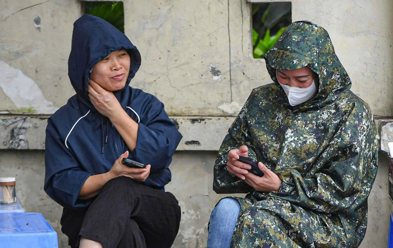 Miền Bắc rét khô trước khi đón không khí lạnh, Nam bộ nắng rực rỡ- Ảnh 1. Miền Bắc rét khô trước khi đón không khí lạnh, Nam bộ nắng rực rỡ- Ảnh 1.