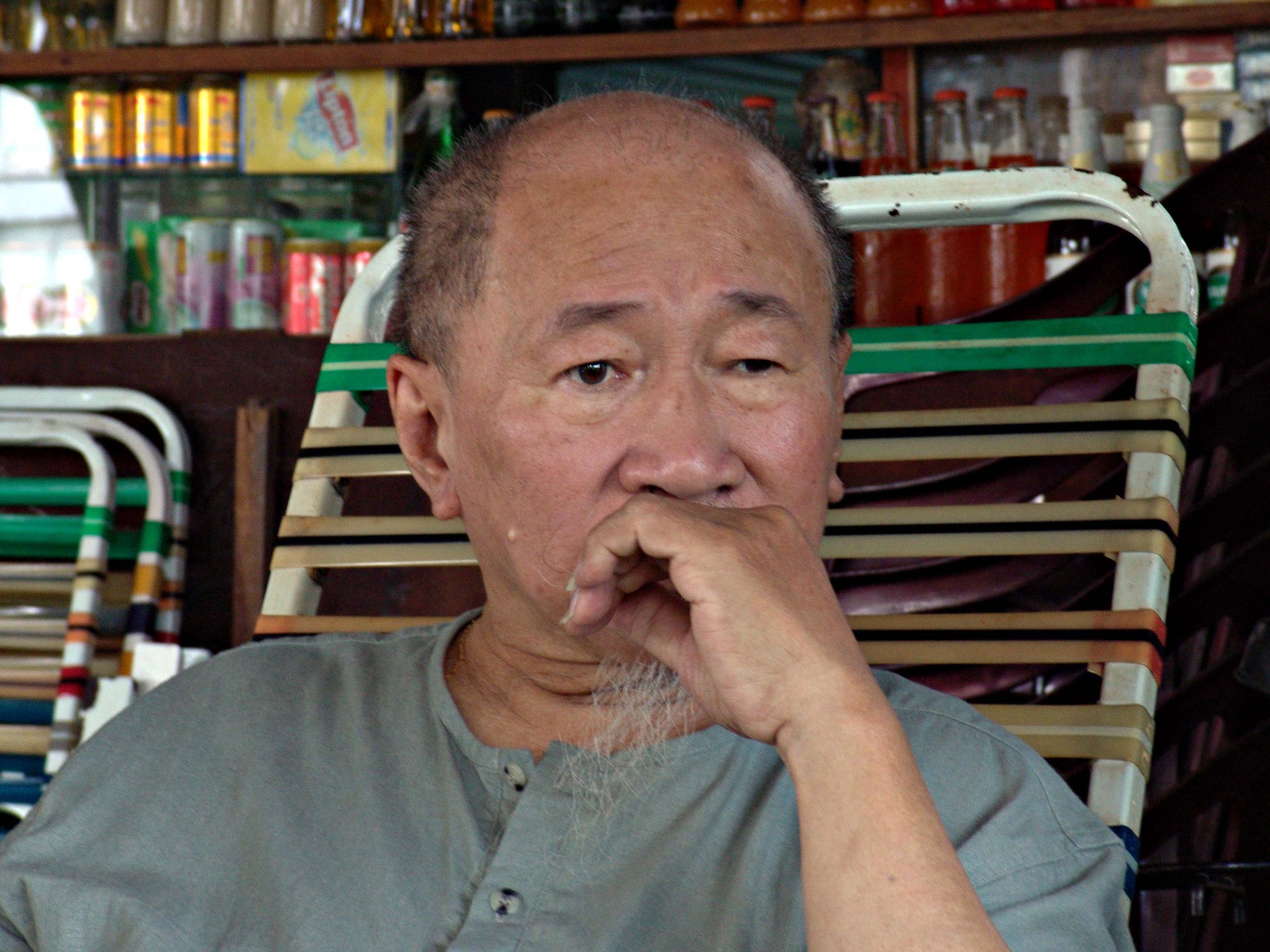 Người thiết kế manchette Thanh Niên