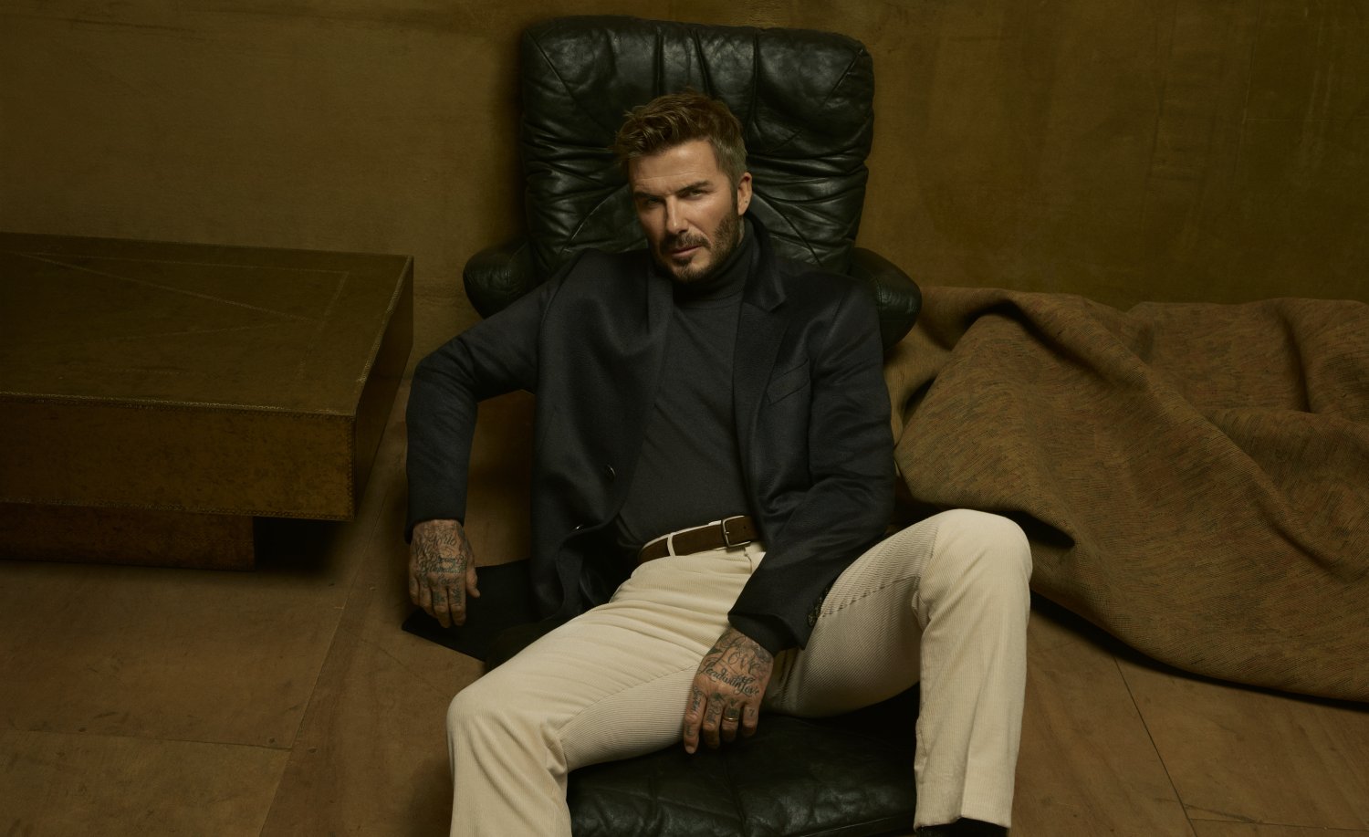 Tuổi 50 của David Beckham: Quý ông lịch lãm, viên mãn- Ảnh 1. Tuổi 50 của David Beckham: Quý ông lịch lãm, viên mãn- Ảnh 1.