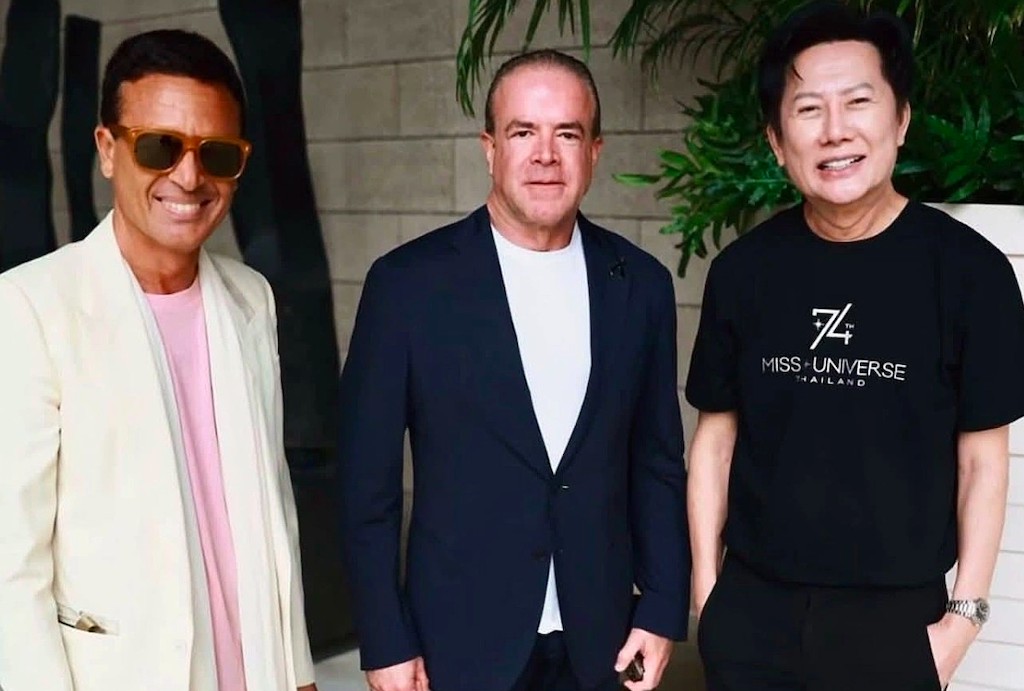 Hai giám khảo rời 'ghế nóng' Miss Universe 2025 gây xôn xao - Ảnh 2.