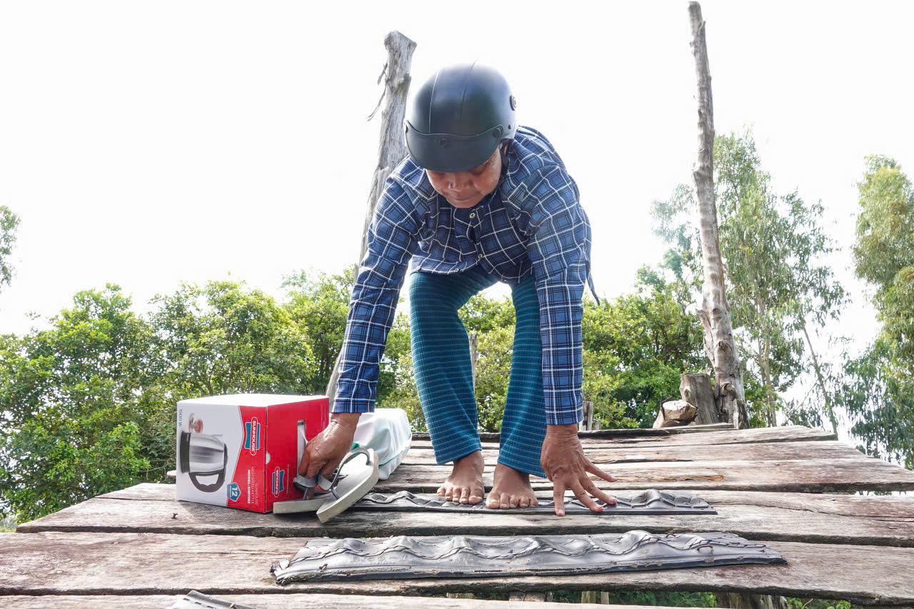 Báo Thanh Niên khánh thành cây cầu mơ ước tại vùng biên giới Giang Thành- Ảnh 5. Báo Thanh Niên khánh thành cây cầu mơ ước tại vùng biên giới Giang Thành- Ảnh 5.