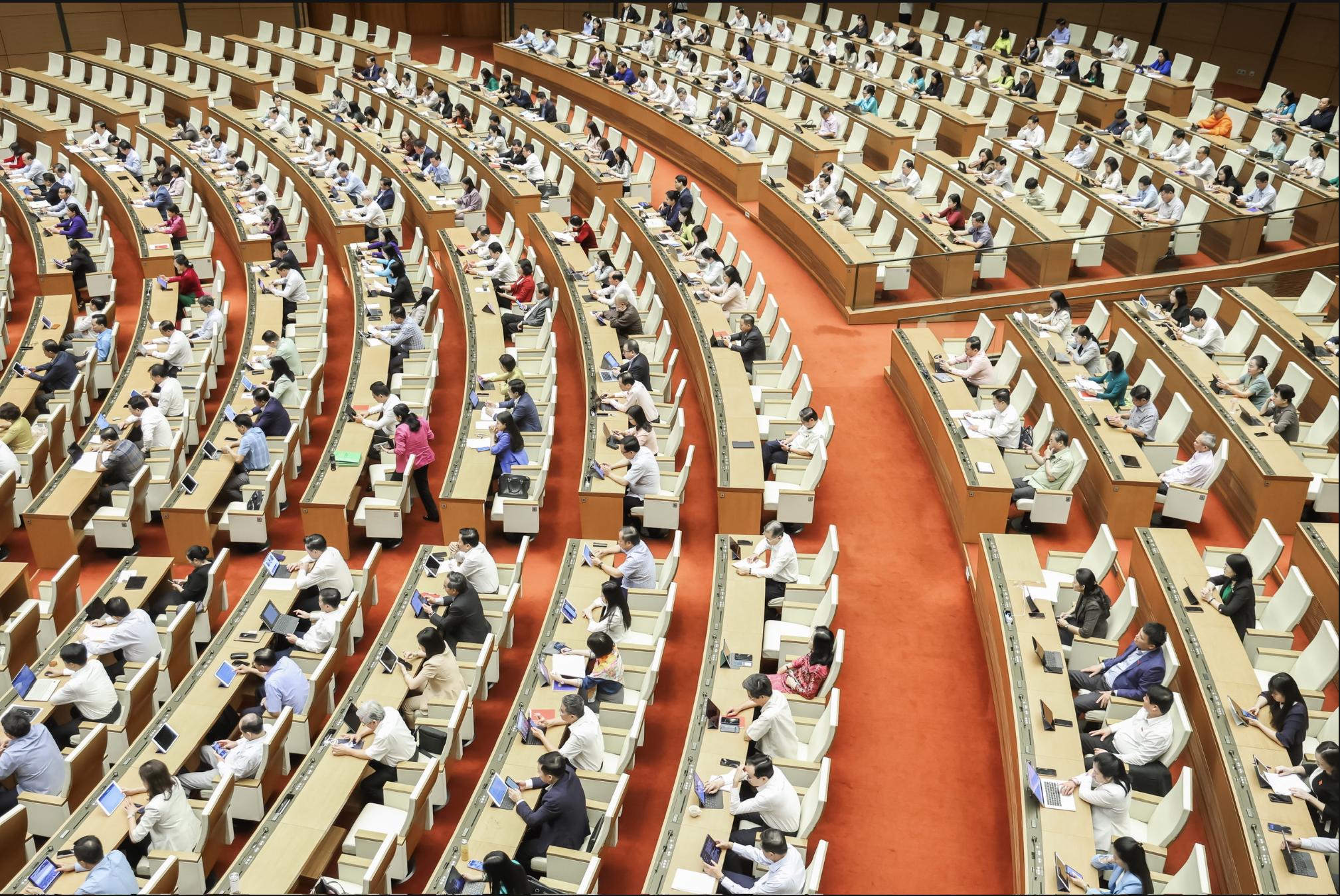 Ngày Nhà giáo Việt Nam, Quốc hội thảo luận 3 luật về giáo dục- Ảnh 2.