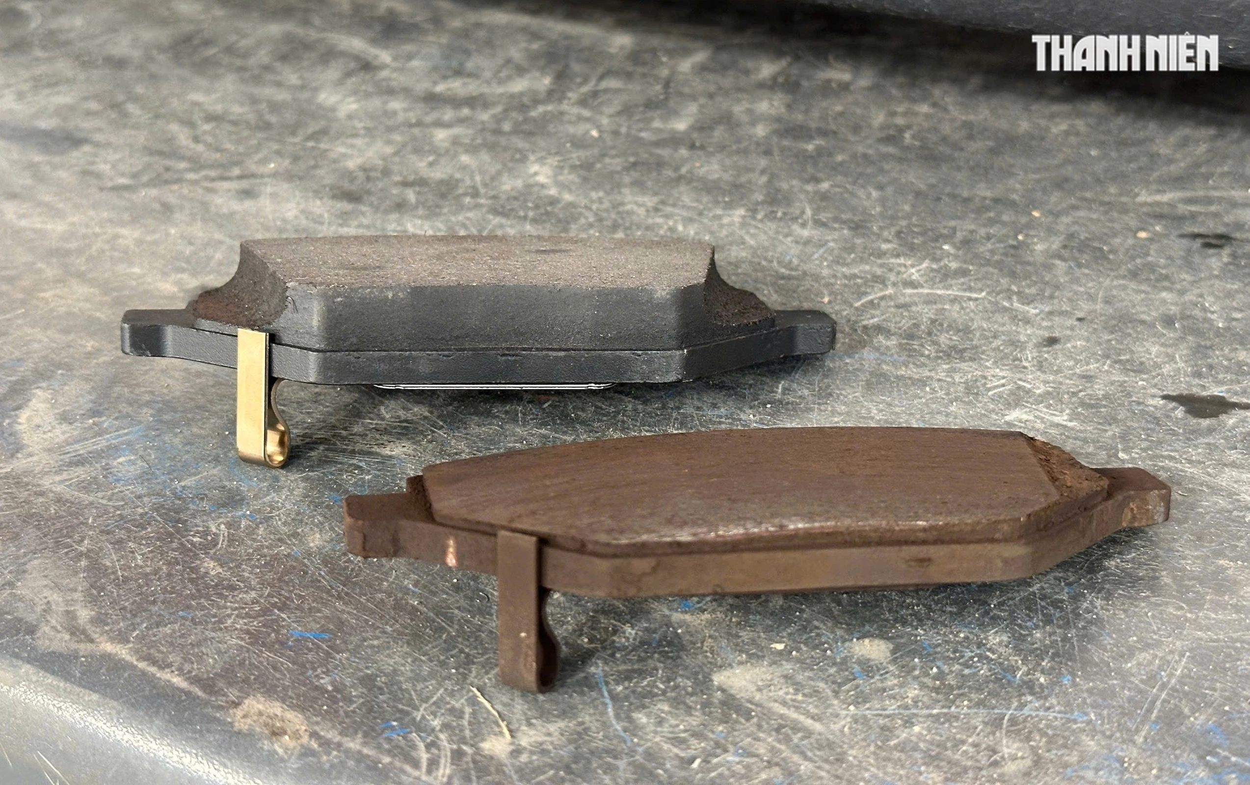 Khi nào nên thay má phanh ô tô cùng trục để đảm bảo an toàn lái xe? - Ảnh 3. Khi nào nên thay má phanh ô tô cùng trục để đảm bảo an toàn lái xe? - Ảnh 3.