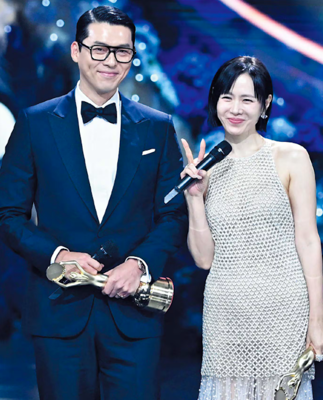 Hyun Bin - Son Ye Jin thắng Ảnh đế - Ảnh hậu Rồng Xanh 2025- Ảnh 2. Hyun Bin - Son Ye Jin thắng Ảnh đế - Ảnh hậu Rồng Xanh 2025- Ảnh 2.