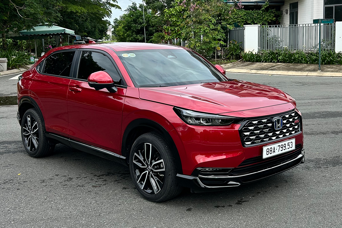 SUV đô thị: Mitsubishi Xforce vượt Toyota Yaris Cross, cuộc đua doanh số năm ‘nóng’ trở lại - Ảnh 4.