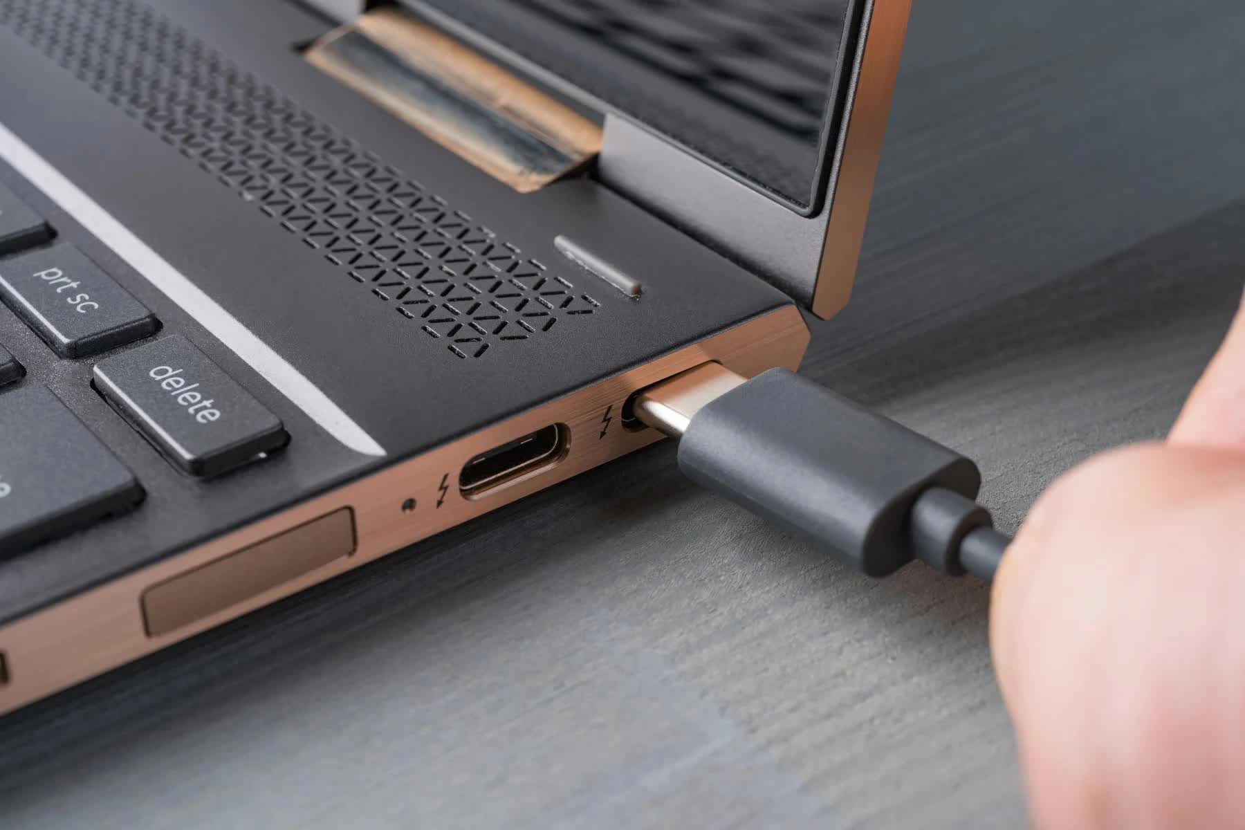 Là 'ngôi sao sáng' cho laptop, nhưng USB-C lại mờ nhạt trên PC - Ảnh 1.