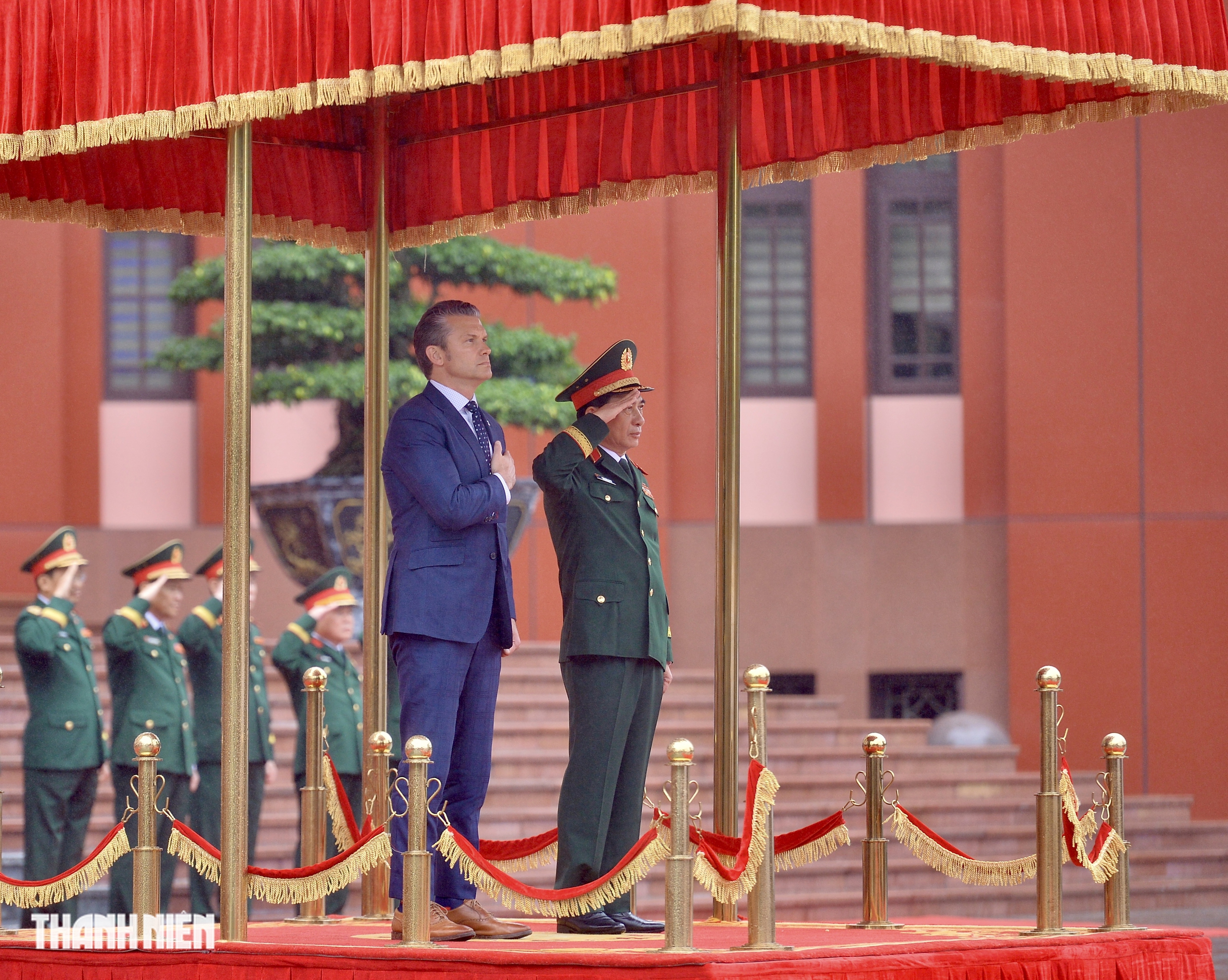 Đại tướng Phan Văn Giang hội đàm với Bộ trưởng Bộ Chiến tranh Mỹ- Ảnh 4.