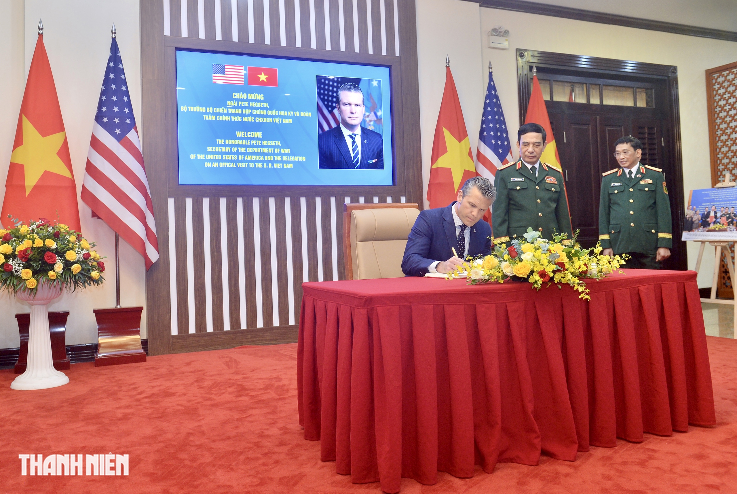 Đại tướng Phan Văn Giang hội đàm với Bộ trưởng Bộ Chiến tranh Mỹ- Ảnh 8.