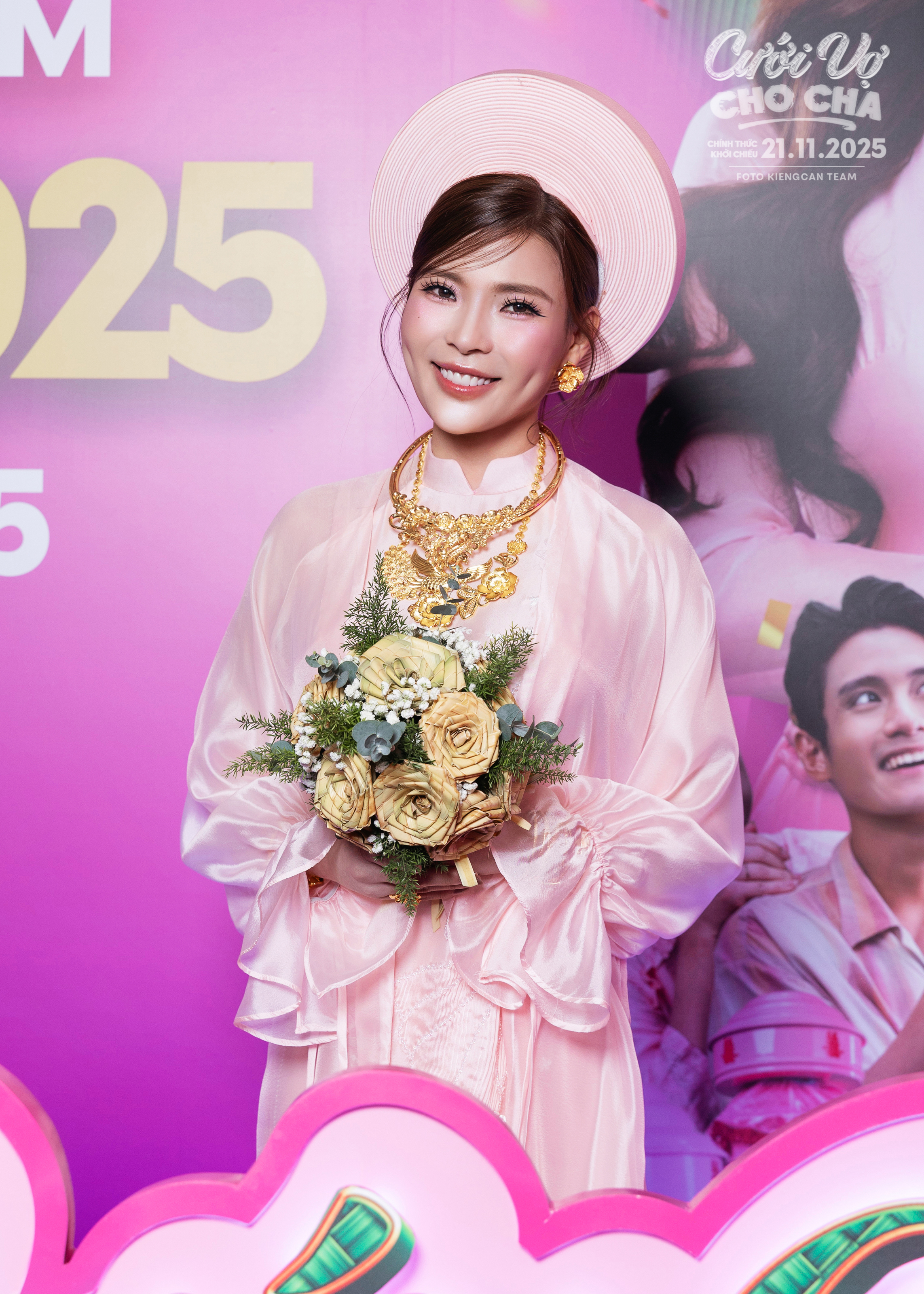 Thúy diễm lộng lẫy bên Lương Thế Thành tại ra mắt phim Cưới vợ cho cha - Ảnh 4.