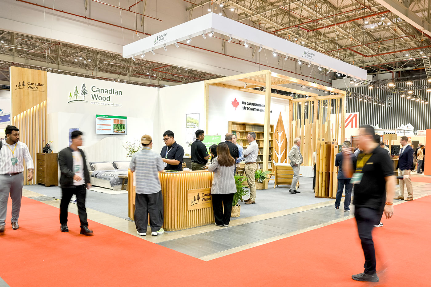 Canadian Wood Việt Nam giới thiệu giải pháp gỗ mềm bền vững tại triển lãm Vietnamwood 2025
- Ảnh 1.