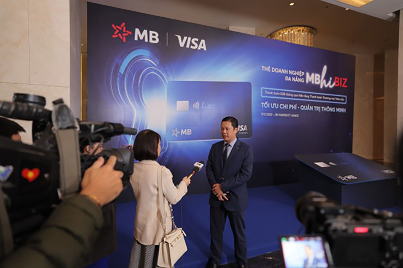 MB bắt tay Visa, KOTRA ra mắt thẻ doanh nghiệp đa năng MB Visa Hi BIZ  - Ảnh 2.