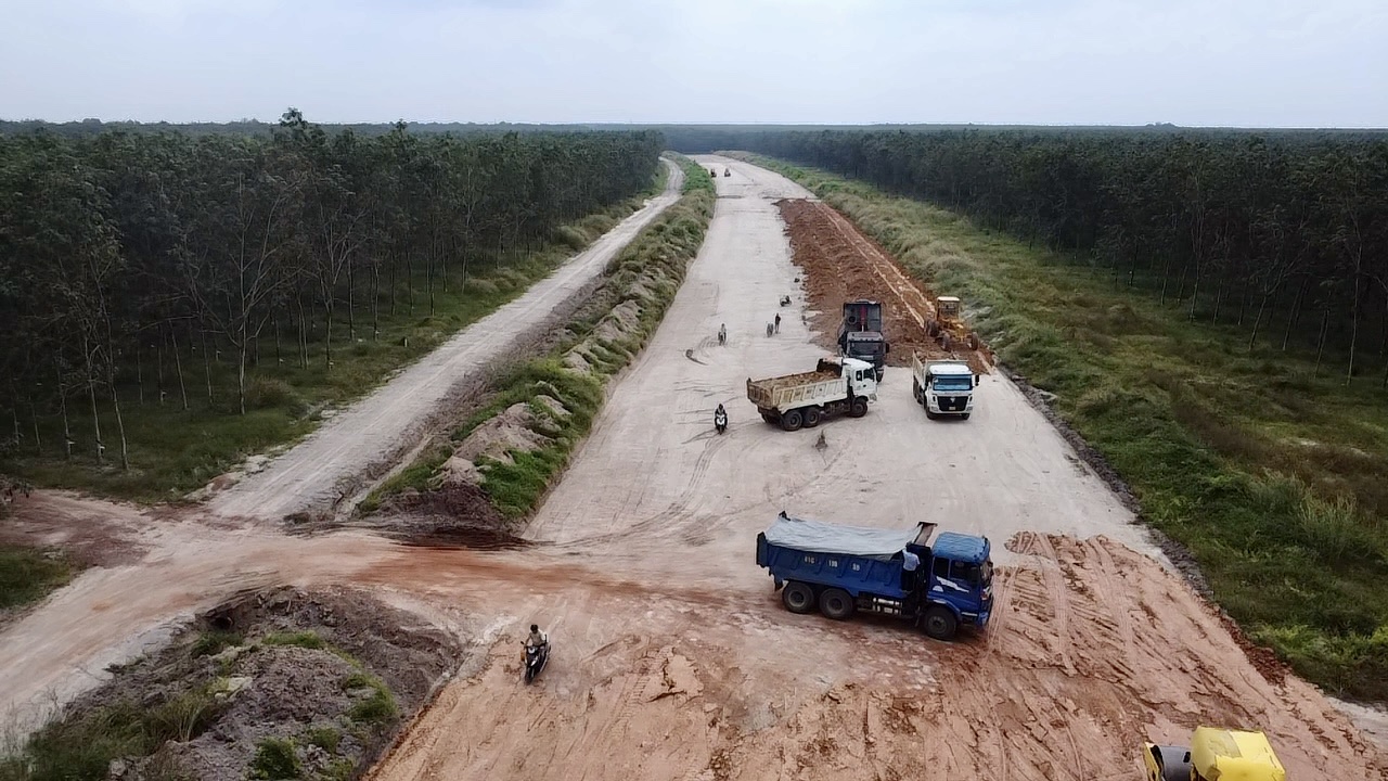 Cao tốc TP.HCM - Thủ Dầu Một - Chơn Thành đang thi công thế nào?- Ảnh 1.