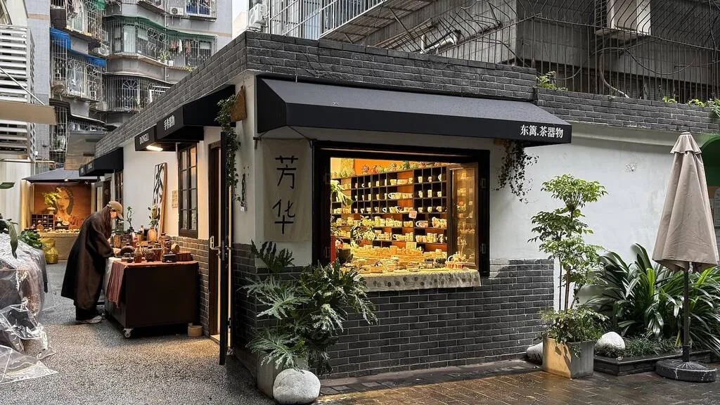 Phố đêm ở quận 4 cũ bất ngờ vào top 10 con đường hấp dẫn nhất thế giới - Ảnh 4.