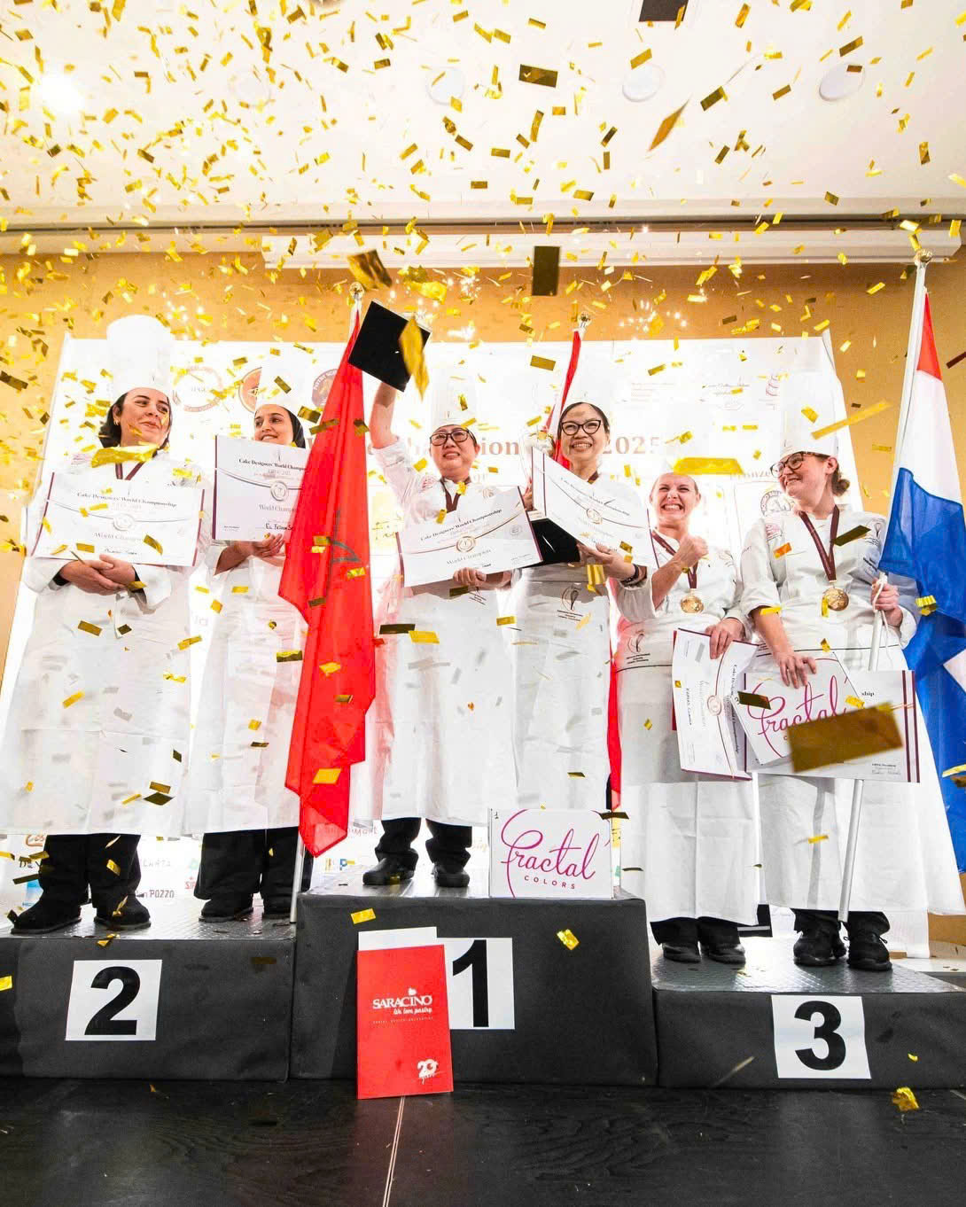 ចុងភៅស្រី An Giang ឈ្នះការប្រកួត 'World Baking Artist' នៅប្រទេសអ៊ីតាលី - រូបថត ៤. Nữ đầu bếp An Giang vô địch cuộc thi 'Nghệ nhân làm bánh thế giới' tại Ý- Ảnh 4.