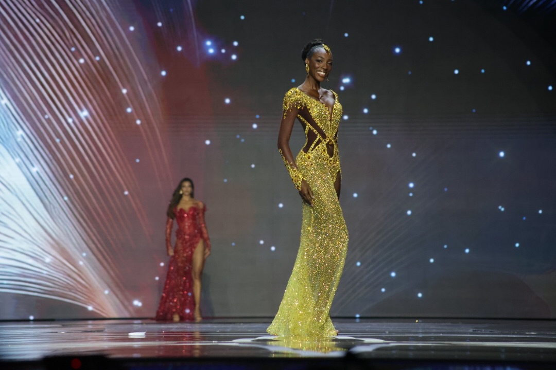 Hương Giang và loạt đối thủ quốc tế đọ sắc nóng bỏng ở bán kết Miss Universe - Ảnh 13.