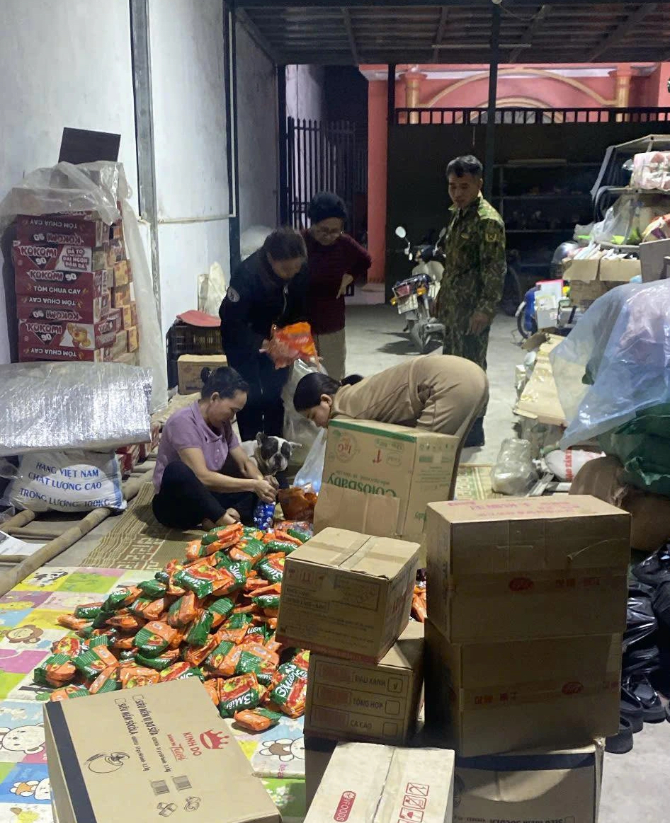 Tình người Thái Nguyên giữa vùng lũ lụt Đắk Lắk - Ảnh 2. Tình người Thái Nguyên giữa vùng lũ lụt Đắk Lắk - Ảnh 2.