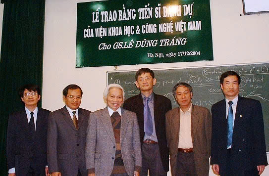 Professor Le Dung Trang: Vietnamezen zijn trots en toegewijd aan wiskunde - Foto 2. GS Lê Dũng Tráng: Người Việt Nam tự hào và cống hiến cho toán học - Ảnh 2.